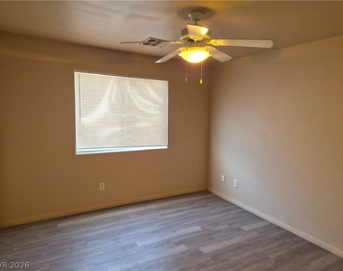1080 S Hall - Photo Thumbnail 8