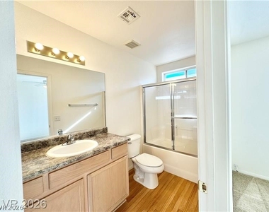1080 S Hall - Photo Thumbnail 9