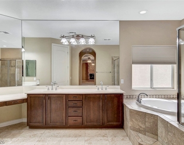 11533 Cantina Terlano Place - Photo Thumbnail 33