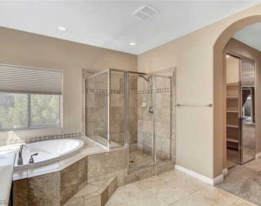 11533 Cantina Terlano Place - Photo Thumbnail 34