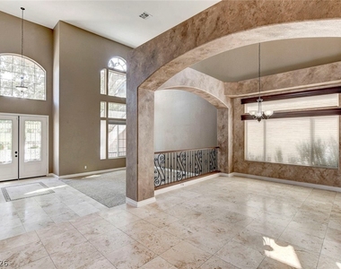 11533 Cantina Terlano Place - Photo Thumbnail 9