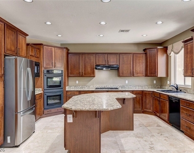 11533 Cantina Terlano Place - Photo Thumbnail 14