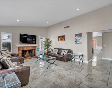 2269 Mccoig Avenue - Photo Thumbnail 4