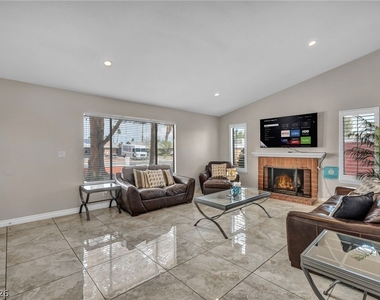 2269 Mccoig Avenue - Photo Thumbnail 5