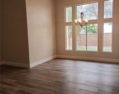 9664 Tapestry Pine Street - Photo Thumbnail 3