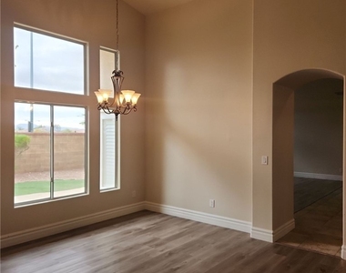 9664 Tapestry Pine Street - Photo Thumbnail 4