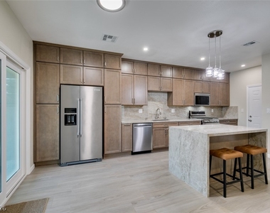 540 Sutters Mill Road - Photo Thumbnail 21