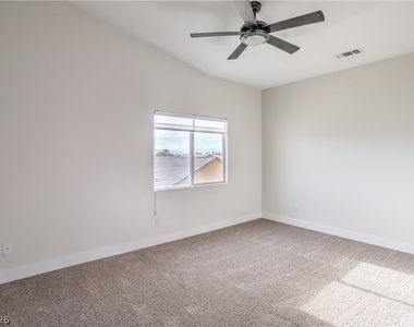 8910 Minsk Court - Photo Thumbnail 16