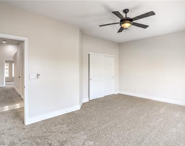 8910 Minsk Court - Photo Thumbnail 10