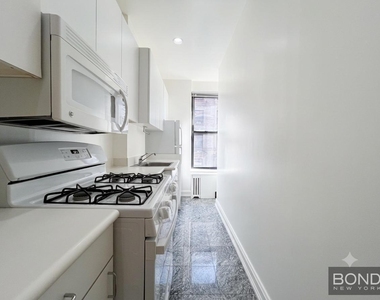 200 Riverside Drive - Photo Thumbnail 2