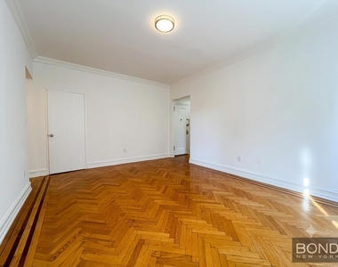 200 Riverside Drive - Photo Thumbnail 1
