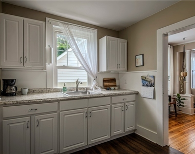 22 Kellogg Street - Photo Thumbnail 16