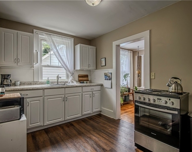 22 Kellogg Street - Photo Thumbnail 17