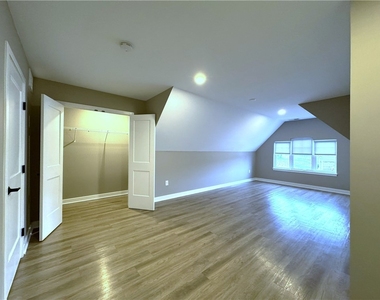 593 Championship Drive - Photo Thumbnail 22