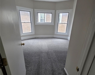 157 14th Street - Photo Thumbnail 2