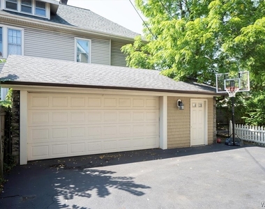 825 Forest - Photo Thumbnail 11