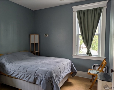 59 Lisbon Avenue - Photo Thumbnail 13
