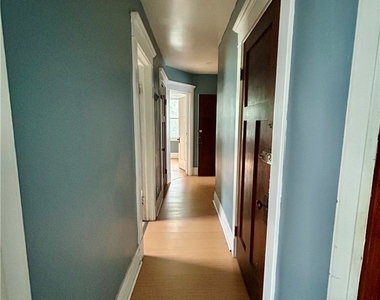 59 Lisbon Avenue - Photo Thumbnail 9