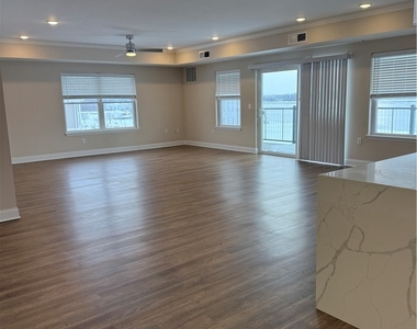 624 River Road - Photo Thumbnail 11