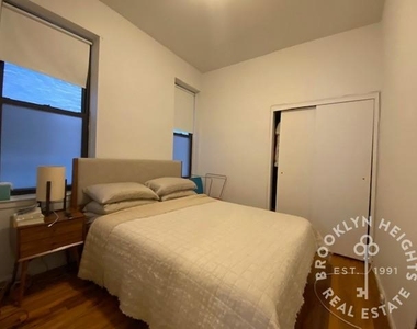 211 Clinton St. - Photo Thumbnail 5