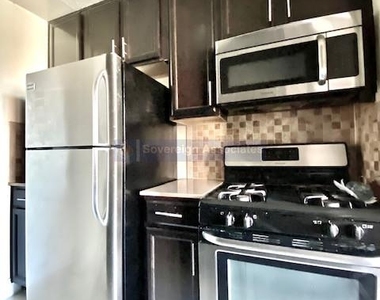 3333 Broadway - Photo Thumbnail 2