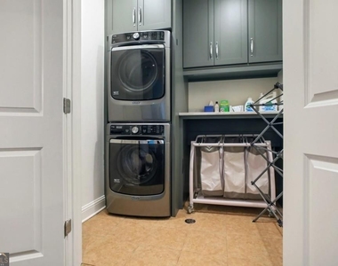 175 Sampson Street - Photo Thumbnail 21