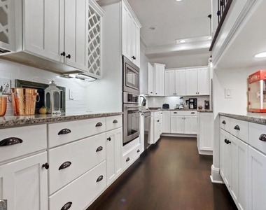 175 Sampson Street - Photo Thumbnail 8