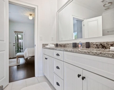 175 Sampson Street - Photo Thumbnail 11
