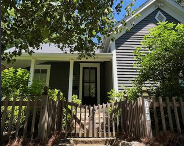 630 Woodward Avenue Se - Photo Thumbnail 4