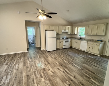39 Royal Oaks Lane - Photo Thumbnail 6