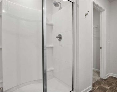 239 Turner Lane - Photo Thumbnail 16