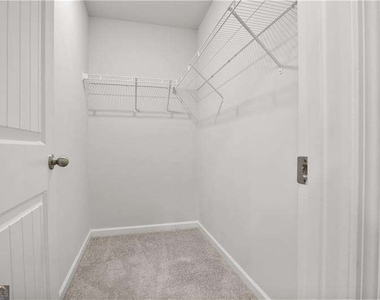 239 Turner Lane - Photo Thumbnail 18
