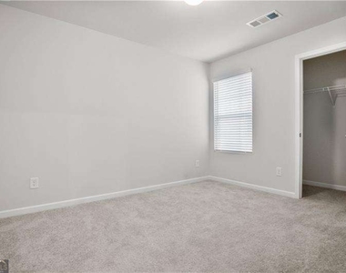 239 Turner Lane - Photo Thumbnail 22