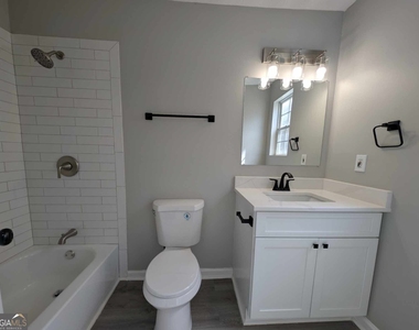 136 Tuscany Lane - Photo Thumbnail 5