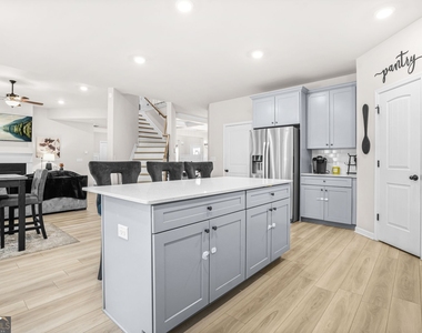 361 Traditions Lane - Photo Thumbnail 7