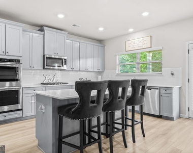 361 Traditions Lane - Photo Thumbnail 4