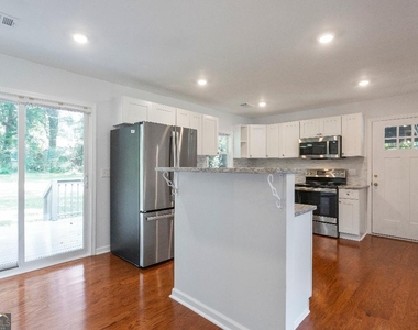 4144 Canby Lane - Photo Thumbnail 3