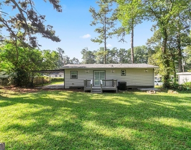 4144 Canby Lane - Photo Thumbnail 5