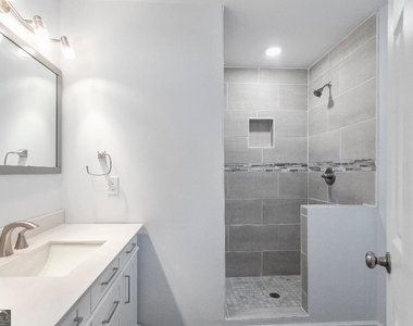 4144 Canby Lane - Photo Thumbnail 4
