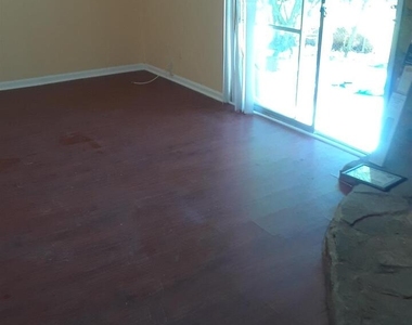 10527 Thrasher Road - Photo Thumbnail 32