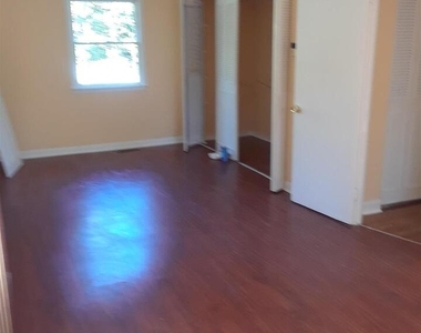 10527 Thrasher Road - Photo Thumbnail 13