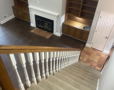 5035 Highland Hills Parkway Parkway - Photo Thumbnail 6