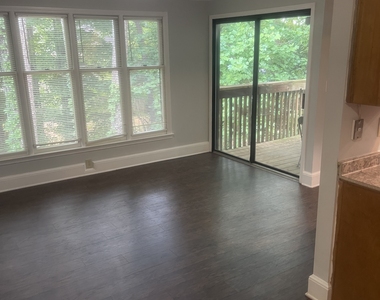 5035 Highland Hills Parkway Parkway - Photo Thumbnail 11