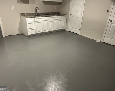 5035 Highland Hills Parkway Parkway - Photo Thumbnail 22
