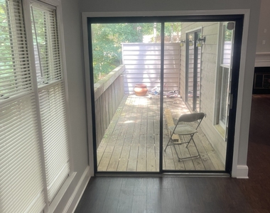 5035 Highland Hills Parkway Parkway - Photo Thumbnail 12