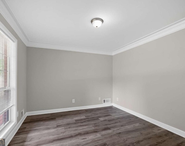 625 Harbor Bay Drive - Photo Thumbnail 12