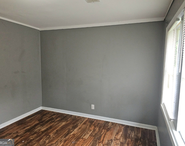 668 Grosso Avenue - Photo Thumbnail 3