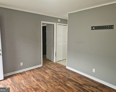 668 Grosso Avenue - Photo Thumbnail 6