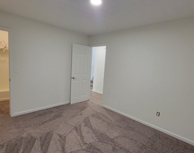 3206 Diamond Bluff - Photo Thumbnail 27