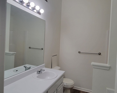 3206 Diamond Bluff - Photo Thumbnail 14